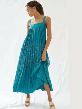 Geisha Designs Teal Green Pleated Midi Dress - Size M - NWOT